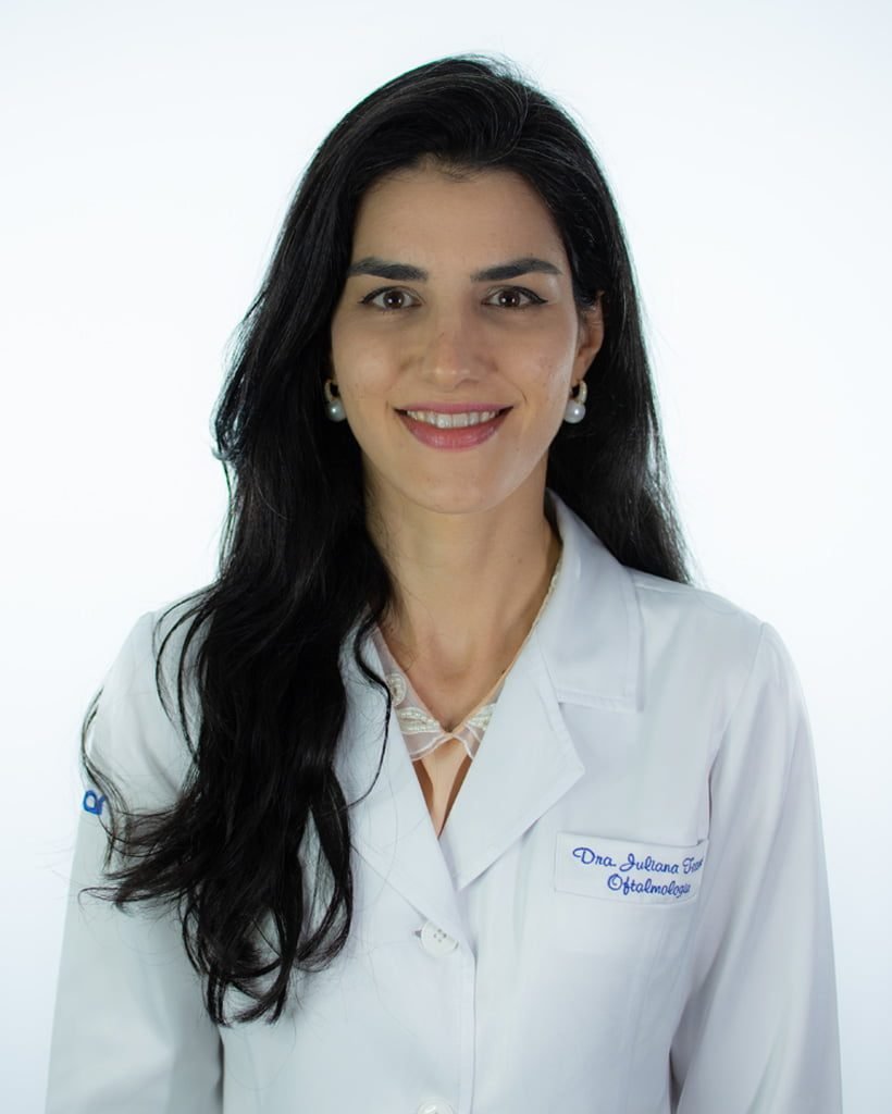 Dra. Juliana Tessari Dias Rohr